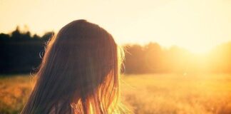 3 consigli per riparare i capelli danneggiati dal sole capelli danneggiati dal sole
