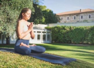 Terme di Saturnia Natural Destination: Wellness break all’insegna dello Yoga e del benessere termale yoga terme saturnia