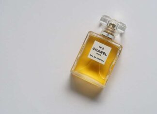 Profumi Donna di Lusso: Classifica dei 10 più Esclusivi (2025) profumi di lusso da donna